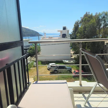 Pelekanos * Paralia (Voiotia)